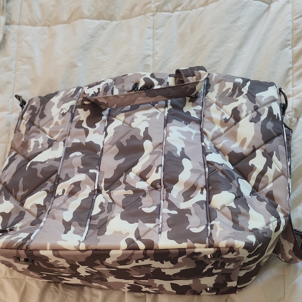 Lug Dory Xl Camouflage Quilted Bag